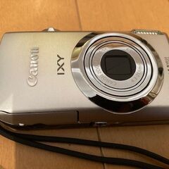 中古デジタルカメラ　Canon IXY 10S