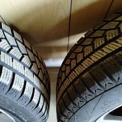引き取りに来れる方のみ トヨタ ヴォクシー スタッドレスタイヤと