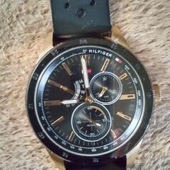 トミーヒルフィガーのクロノグラフ腕時計