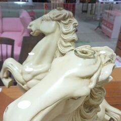 イタリア製｜躍動馬彫刻台座｜ガラステーブル