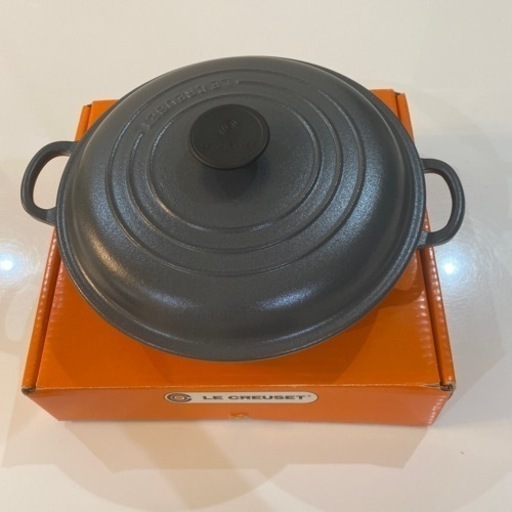 新品│ルクルーゼ Le Creuset 浅型 キャセロール 鍋