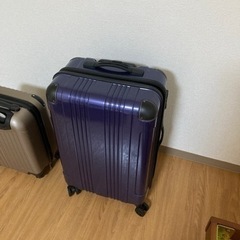 【aopon様　予約済み】スーツケース（値下げしました）