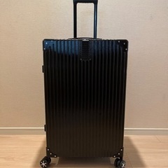 スーツケース　大型　海外旅行１回使用　①