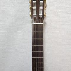 TAKAMINEクラシックギター  (ハードケース、足台、フィニッシングペーパー付き) TAKAMINEクラシックギター (ハードケース、足台、フィニッシング
