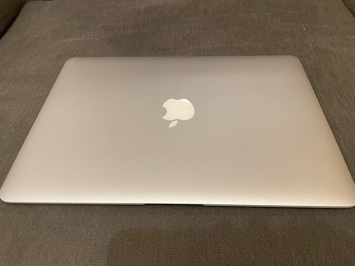 MacBook Air 13.3型 Core i5
