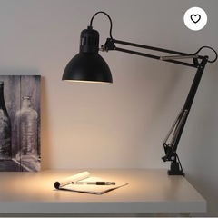 IKEA 照明　デスクライト