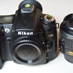NIKON D90 APS-Cデジタル一眼レフカメラ 中古品