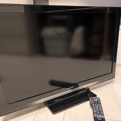 無料。　パナソニック　ビエラ　液晶テレビ　32インチ