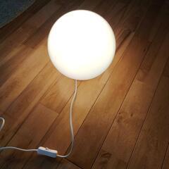 【値下げしました】IKEA　照明　FADOテーブルランプ(電球付)