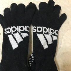 adidas5本指ソックス