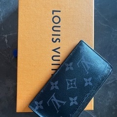 LV カードケース