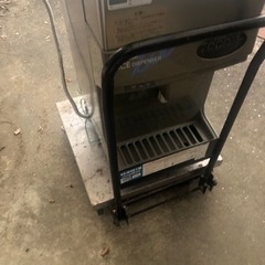 ホシザキ　チップアイスディスペンサー