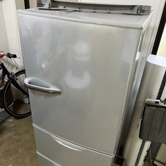 AQUA アクア　冷凍冷蔵庫　AQR-271C
