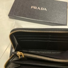 売り切れ 激安超美品 早い者勝ち PRADAプラダ ラウンドファスナー型長財布