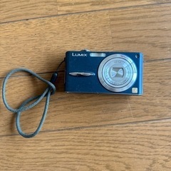 Panasonic カメラ　DMC-FX30