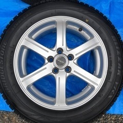 16インチ冬タイヤホイール４本セット