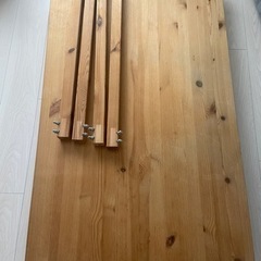 【無料】IKEAのINGOのテーブル