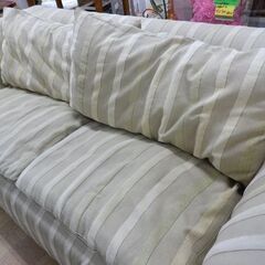 訳あり現状特価品！HUKLA/フクラ 2人掛けソファ 幅163㎝ ベージュ系ストライプ柄 布製　西岡店 