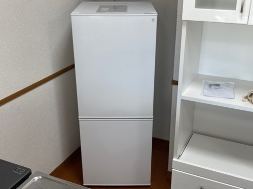 使用期間僅か！2022年製  ニトリ 空冷式 冷凍冷蔵庫 140L NTR-140WH 動作保証！！
