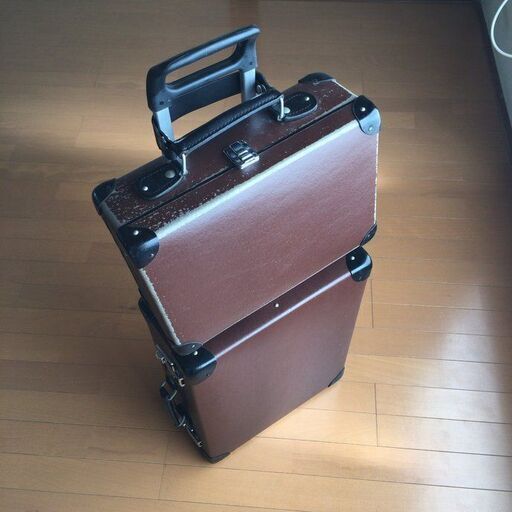 グローブ・トロッター アタッシュケース＋キャリーオン(2ホイール