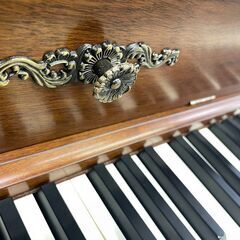 感謝フェア！更に最大１０万円値引き！リフレッシュ済み中古ピアノ　カワイKi65f　オシャレ家具調