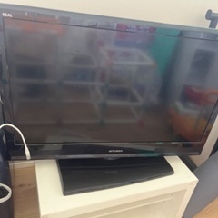 テレビ　32型(リモコンなし)