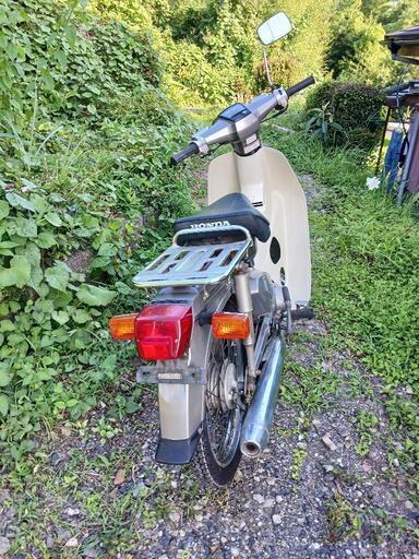 車検整備完了済み 消費税・諸経費なし コミコミ280万円 ゴールド