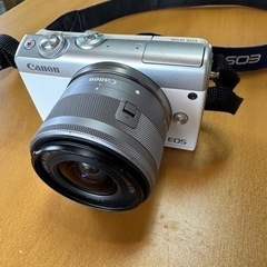 ［値下げしました］Canon EOS M100 ミラーレス一眼カメラ