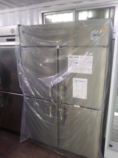 新品！業務用冷凍冷蔵庫4ドア！