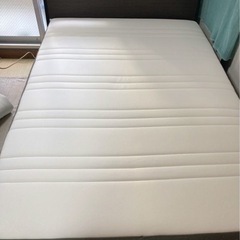 IKEAのダブルベット