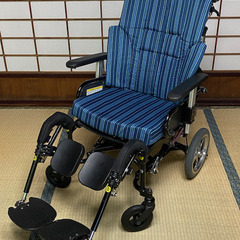完全に調整可能, 「ぴったりフィット」リクライニング車椅子
