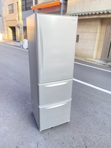 ‍♀️☘️大阪市内配達設置無料‍♀️パナソニック冷蔵庫　365L自動製氷機付き保証有り