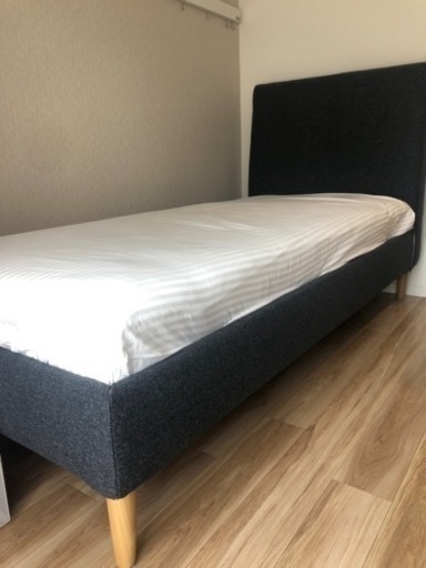 IKEA シングルベッド・イダネスファブリックベッド