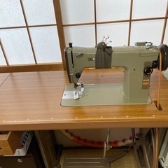 【取引完了】Brother職業用足踏ミシン TA2-B623ミシ...