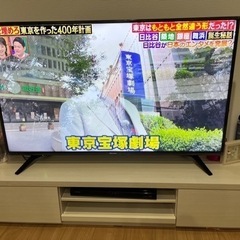 【受付終了】テレビ台 と 机イスセット×2