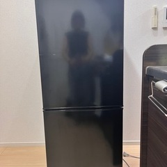 お値段交渉◎ 冷蔵庫 140l 黒