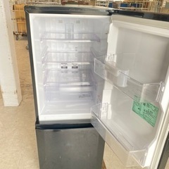 福岡市内配送無料　MR-P15A-B 冷蔵庫 サファイアブラック [2ドア /右開きタイプ /146L