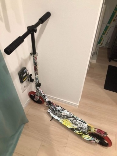 折り畳みキックボード