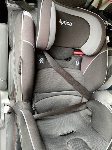 【値下げ】フォームフィット form fit Aprica アップリカ Aprica ISOFIX チャイルド・ジュニアシート チャイルドシート