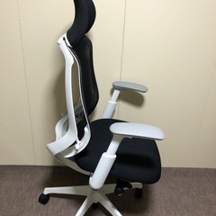 オフィスチェア　オカムラシルフィー　2023年製