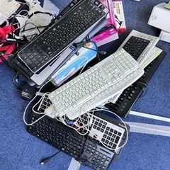 ジャンク品】配線コード、電話機器、キーボード
