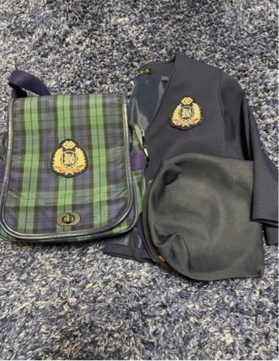 麻生学園　幼稚園　制服