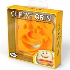 fred cheesy grin  トースト サンドイッチカッタ...