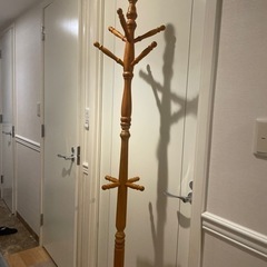 100円　木製ポールハンガー
