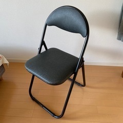 折りたたみ椅子　パイプ椅子