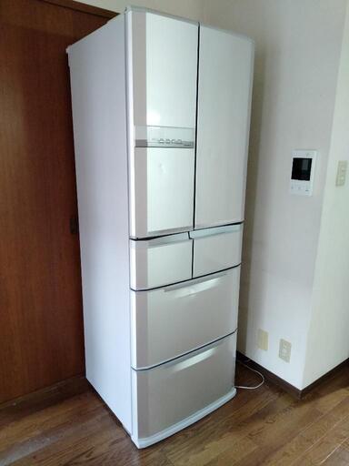 【取引中】三菱2010年　冷蔵庫　6ドア　ファミリータイプ