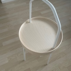 IKEAサイドテーブル2
