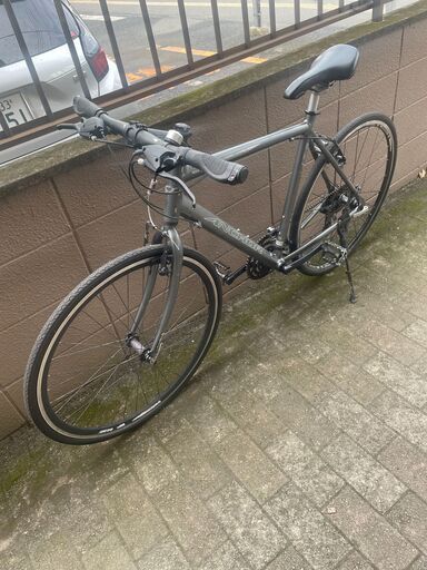 リサイクルショップどりーむ荒田店　No876 エコNo16830X クロスバイク　アンカー　BRIDGESTONE　UF5　ガンメタリックカラー　ギア切り替え３×８段変速 リサイクルショップどりーむ荒田店 No876 エコNo16830X クロスバイク