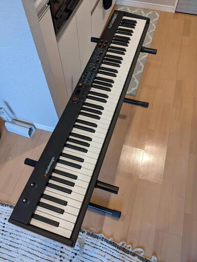 numa compact2　非純正ペダル・スタンド付