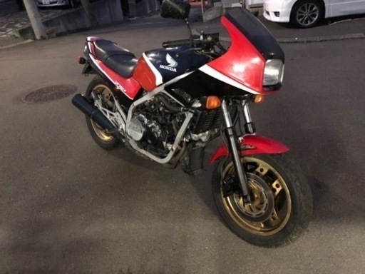ホンダVF750F  書類あり　レストアベース